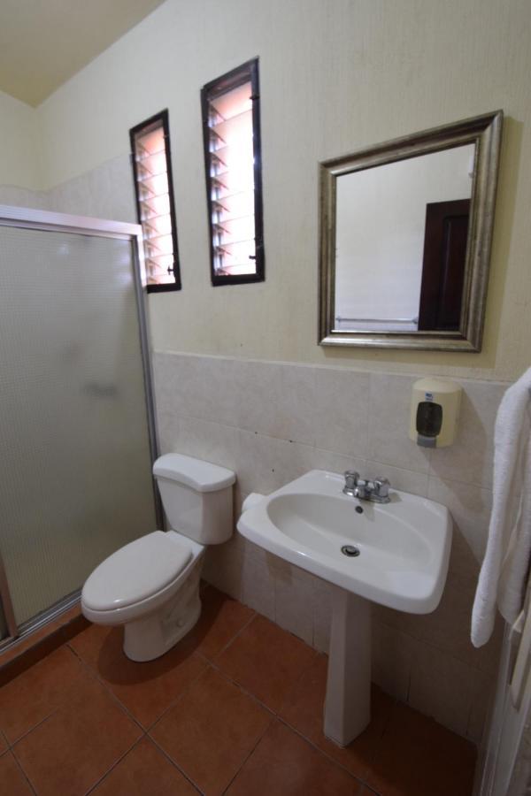 Zafra Hotel Retalhuleu Dış mekan fotoğraf
