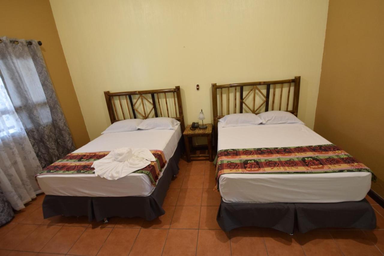 Zafra Hotel Retalhuleu Dış mekan fotoğraf