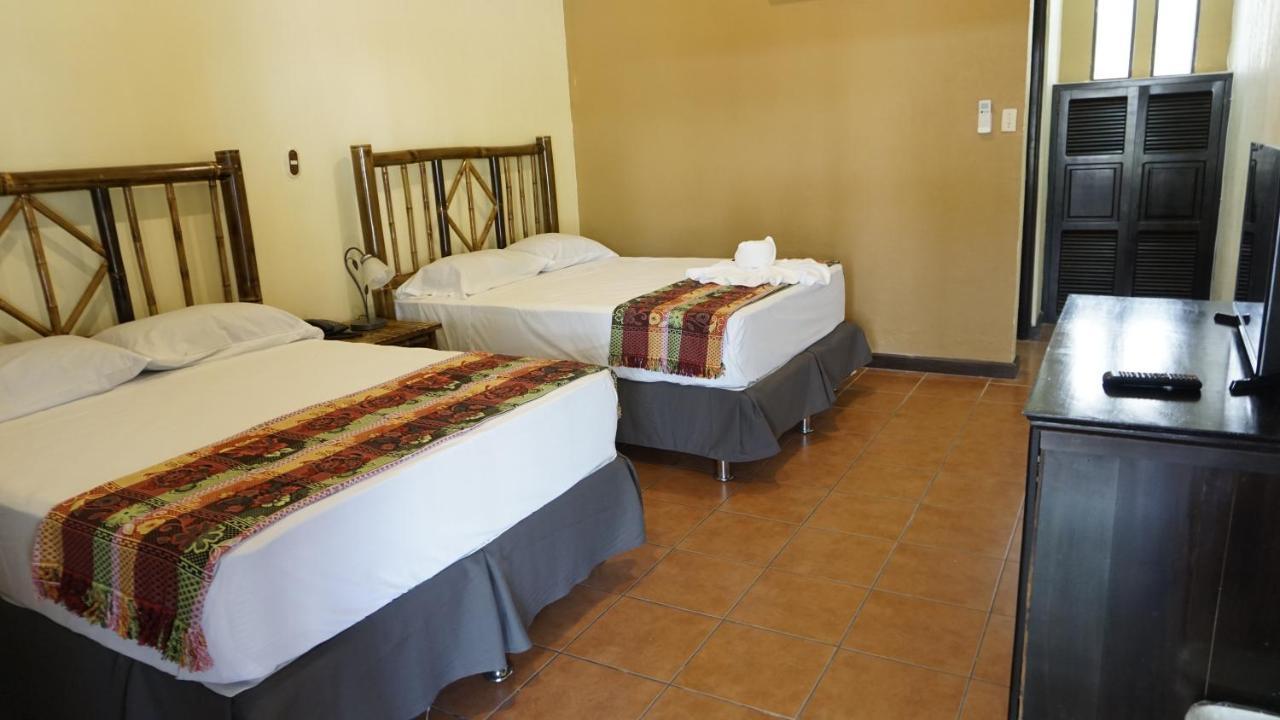 Zafra Hotel Retalhuleu Dış mekan fotoğraf