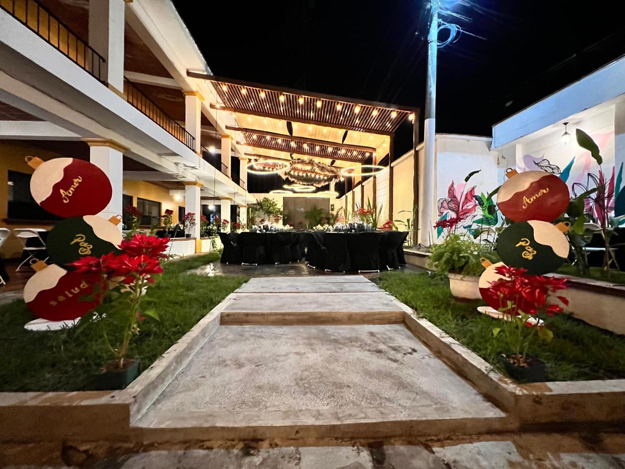 Zafra Hotel Retalhuleu Dış mekan fotoğraf